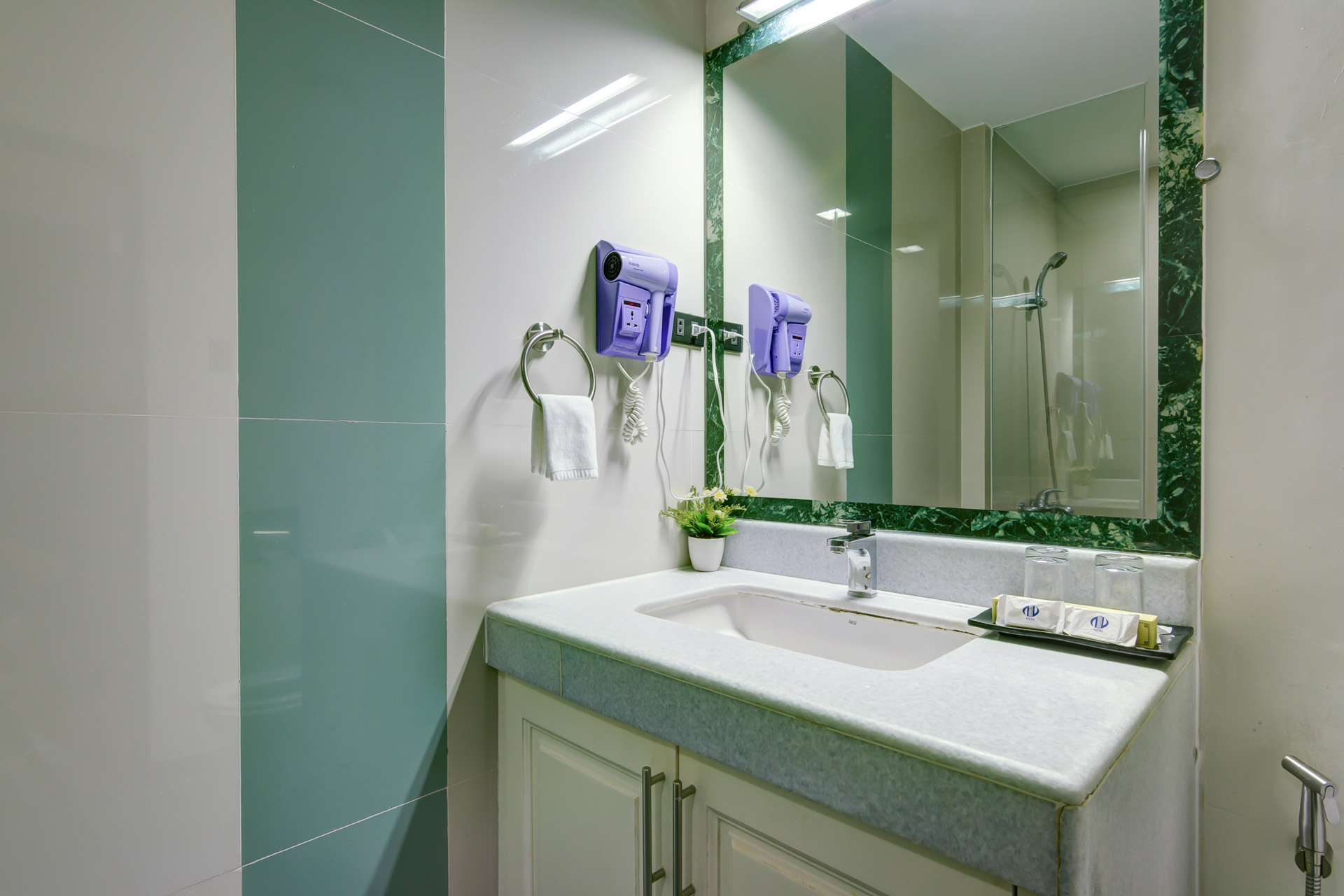 rooms_deluxe (2)